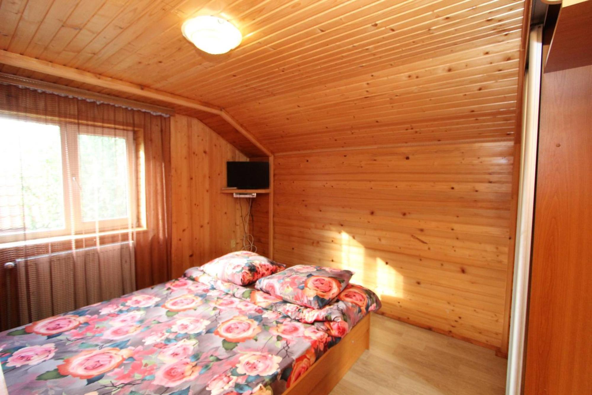 Complex "Shum Lisu" Apartamento Tatariv Exterior foto